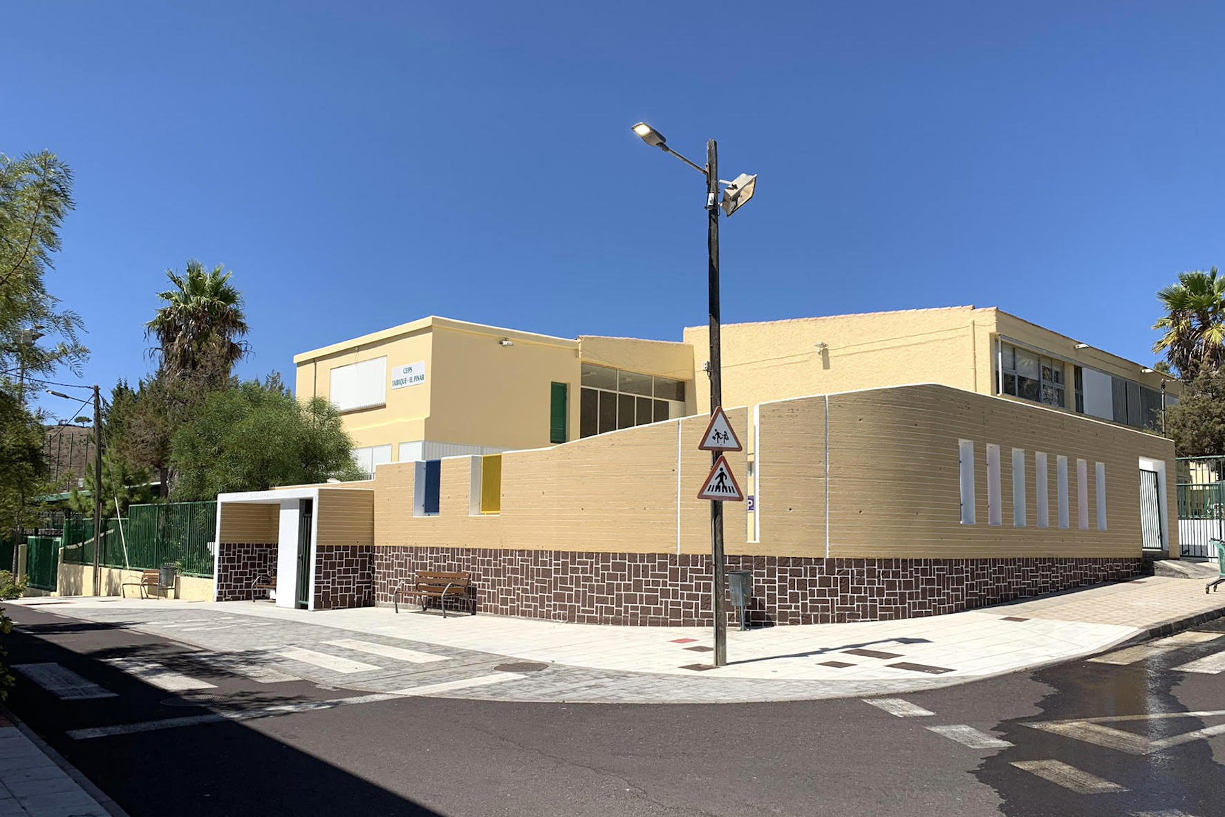 El Ayuntamiento finaliza los trabajos de mejora en el CEIP Taibique de cara al curso escolar 2019/2020