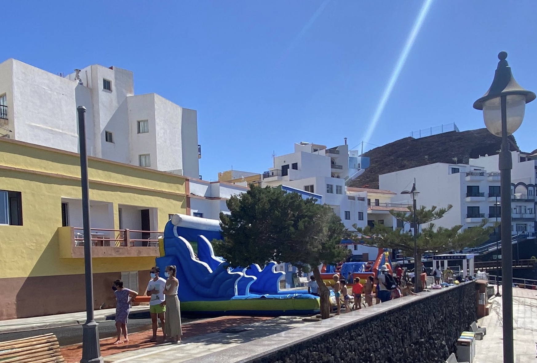 Los alumnos/as del CEIP La Restinga y CEIP Taibique celebran su fiesta de fin de curso
