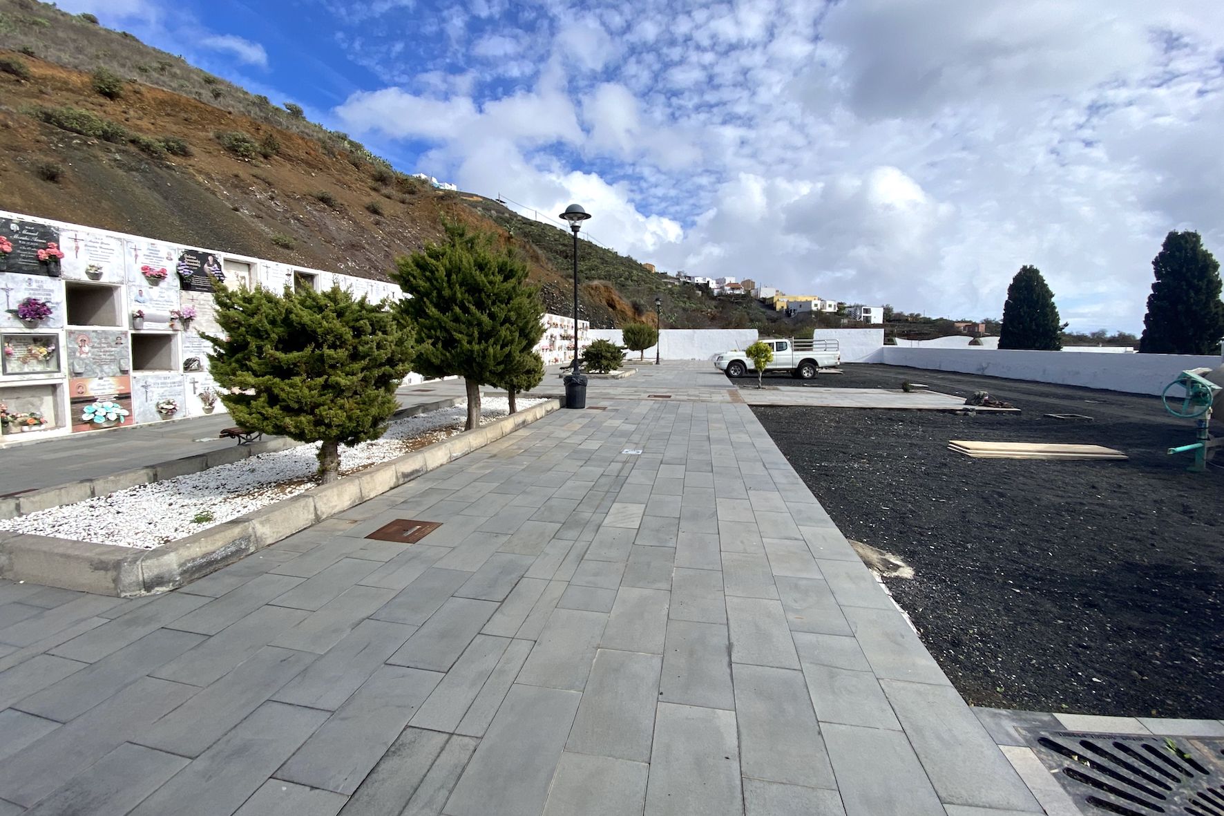 El Pinar adjudica la ampliación del cementerio municipal