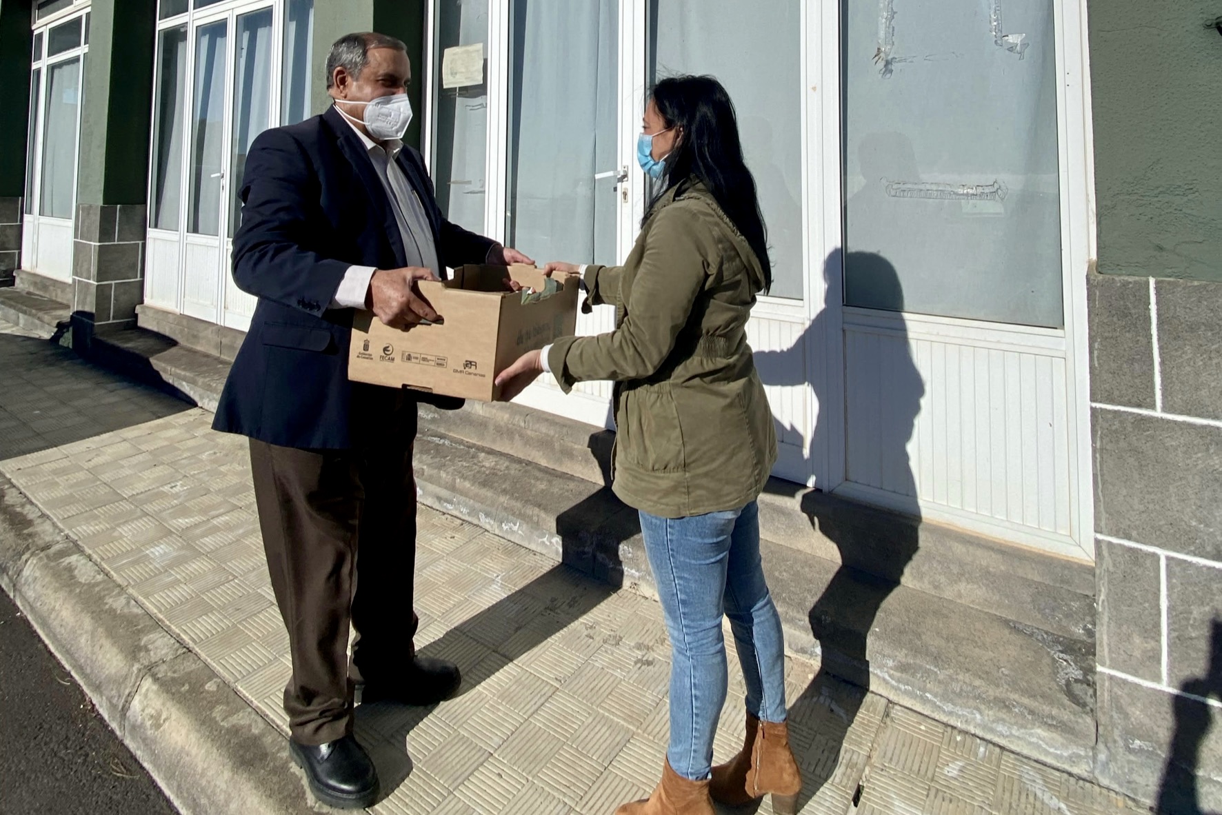 Vecinos de El Pinar se beneficiarán de un programa destinado a familias en riesgo de pobreza