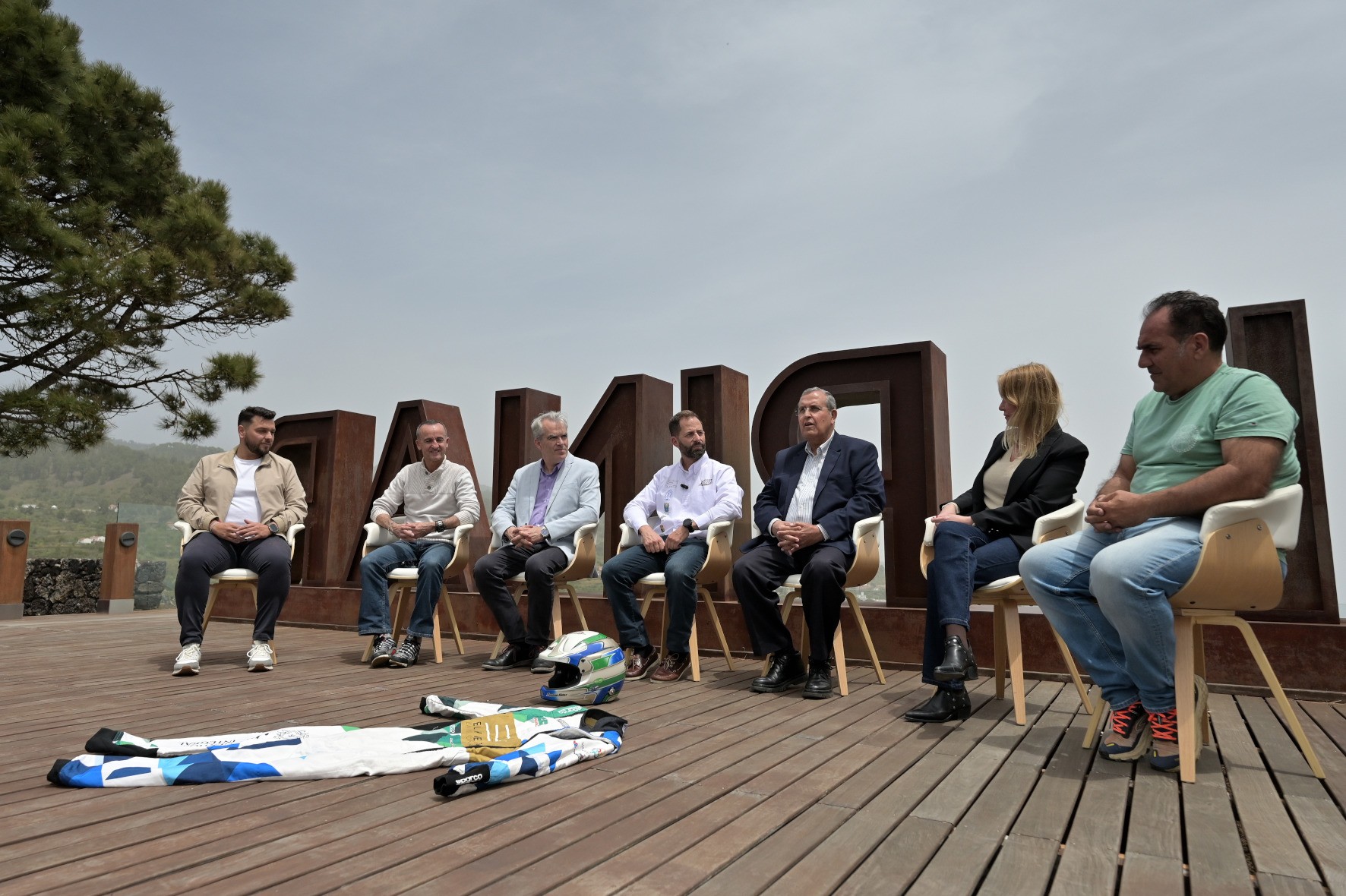 El Pinar acoge la presentación del equipo herreño que participa en el Rally Islas Canarias
